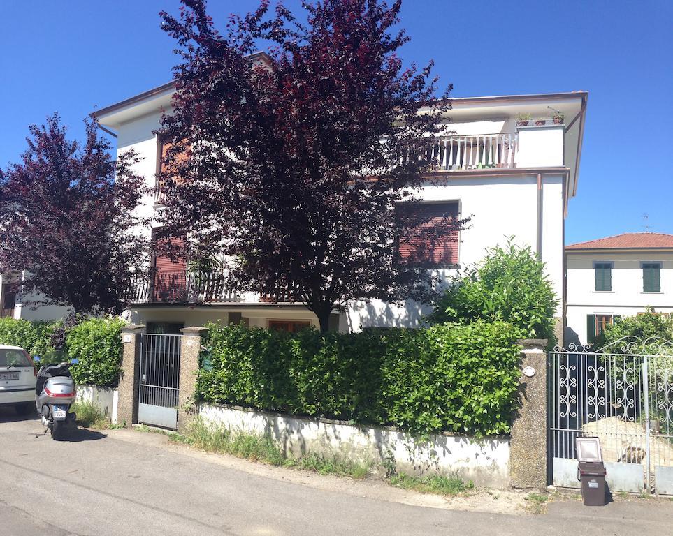 A Quattro Passi Dalle Mura Lucca Exterior photo